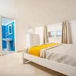 בית נופש Bilancia's House Iii - Sea View- 8 Guests פורטו פוצו